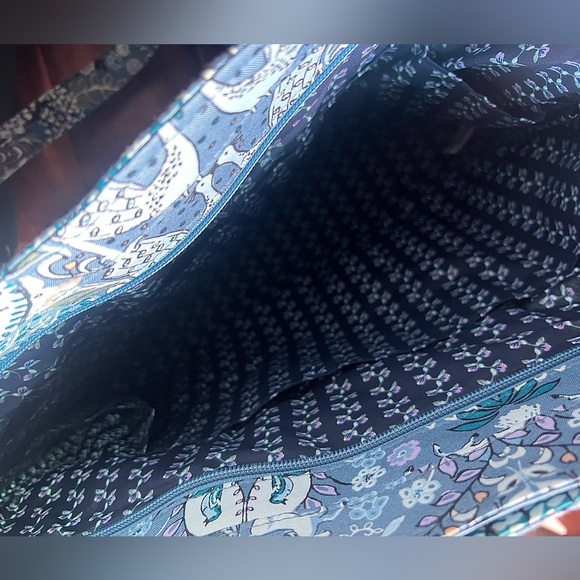 🌻NWT Vera Bradley Tote 👜 No flaws🌻 - Picture 5 of 6